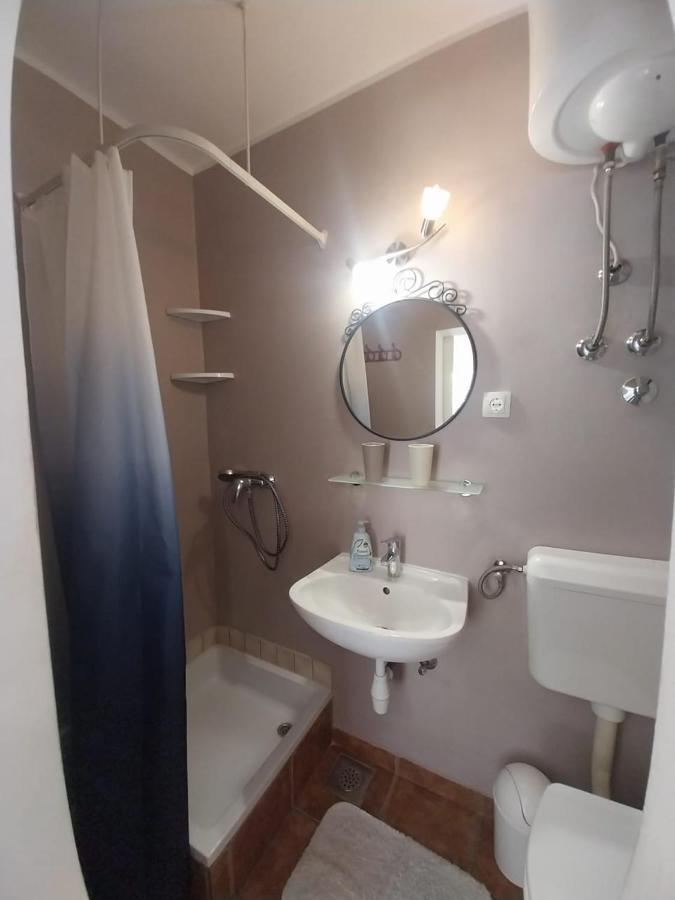 Apartmani Bonavia Jelsa  Εξωτερικό φωτογραφία